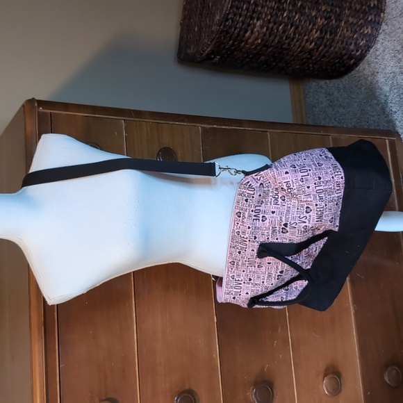 Victoria's Secret CLASSIC Pink & Black Duffle Weekender Bag VS Y2K - Picture 5 of 10